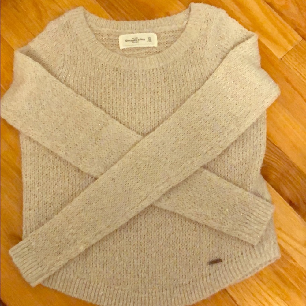 Abercrombie & Fitch sweater